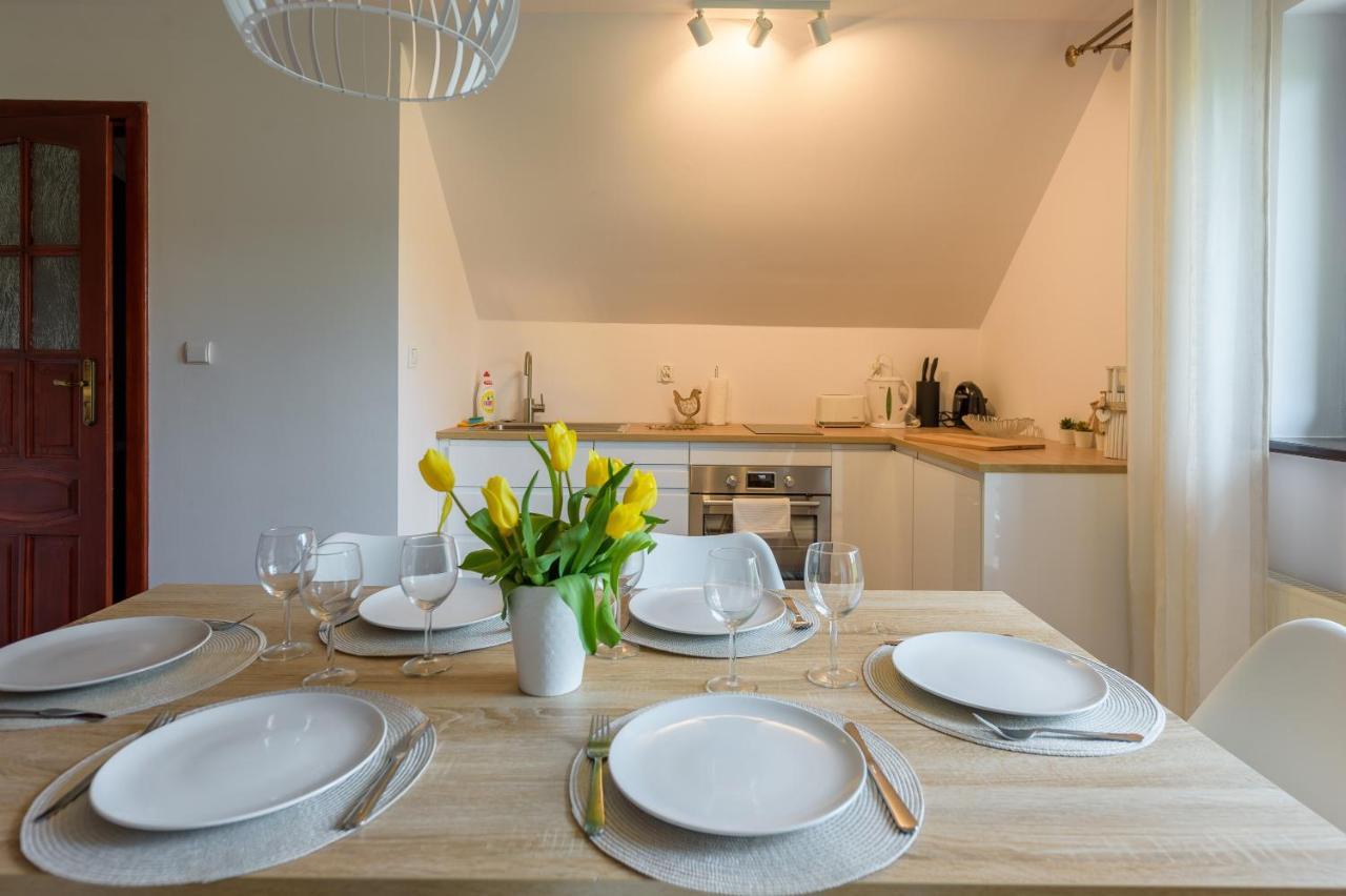 Apartament Bialy Domek - 5D Apartamenty 斯克拉斯卡波伦巴 外观 照片