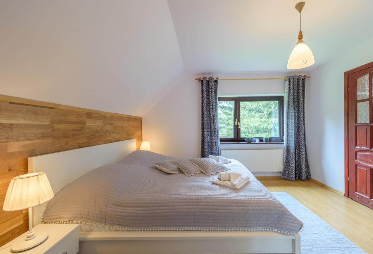 Apartament Bialy Domek - 5D Apartamenty 斯克拉斯卡波伦巴 外观 照片